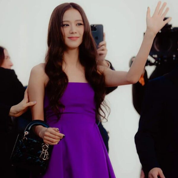 230228 Jisoo