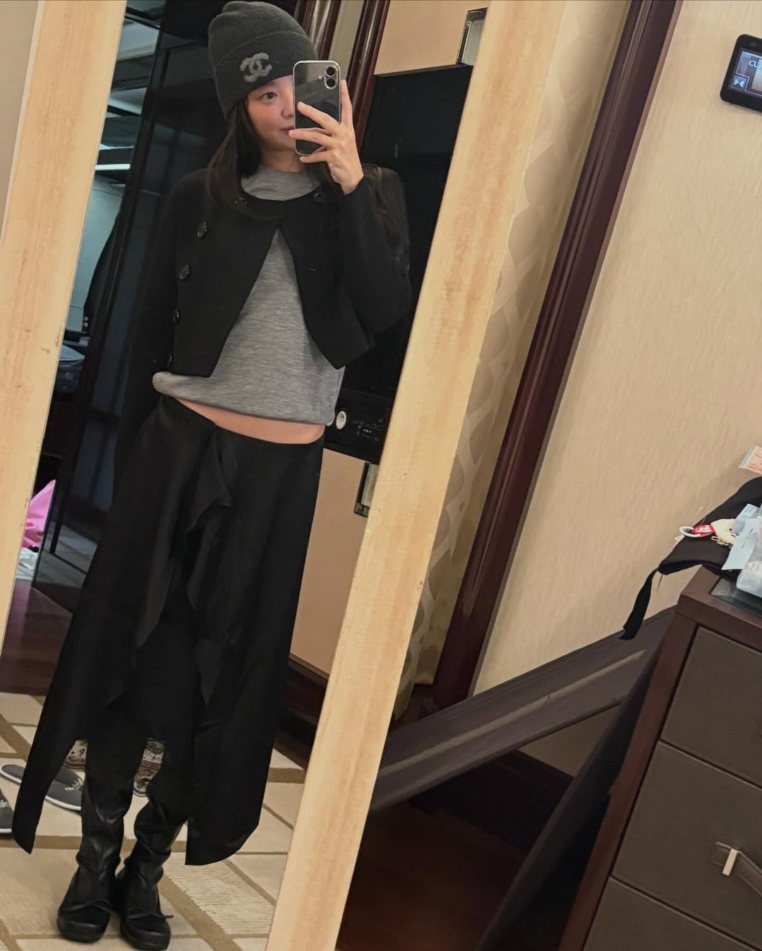 251008 Jennie IG Update