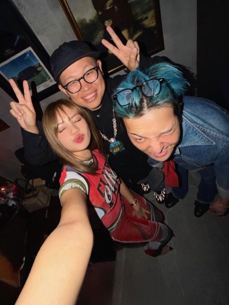 251008 Verdy IG Update w/ Lisa & G-Dragon