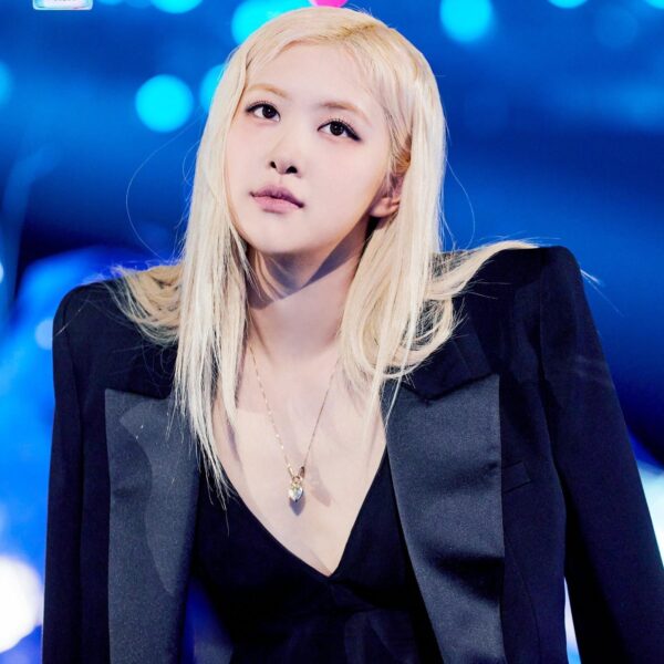Rose - 241122