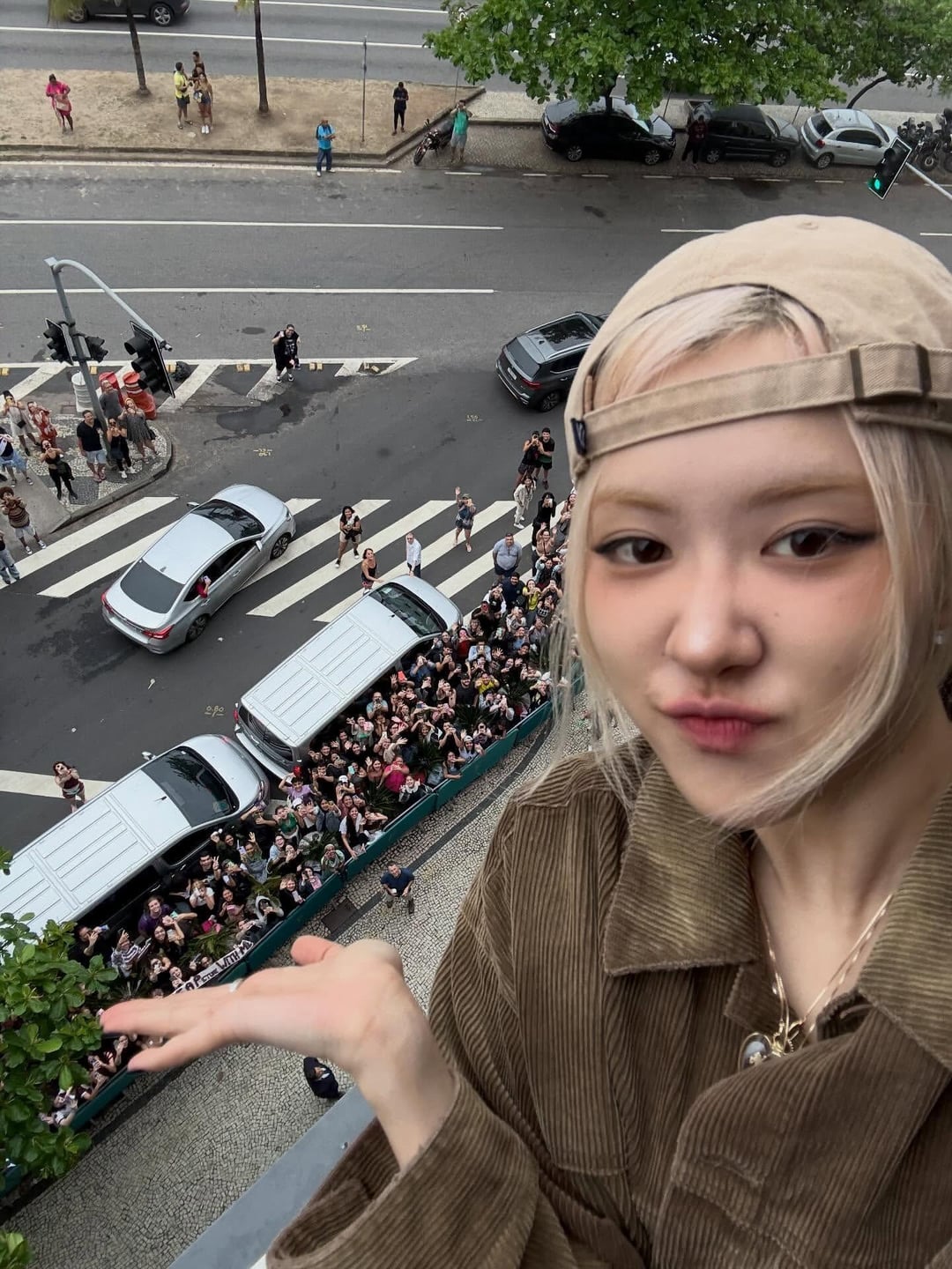 251018 ROSÉ IG Update