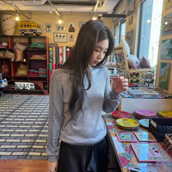251008 Jennie Instagram Update