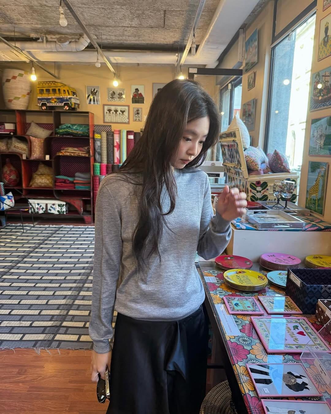 251008 Jennie Instagram Update