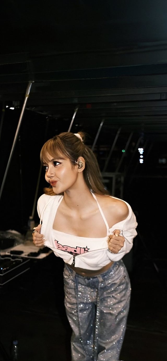 Lisa is a baddie 😩🥵