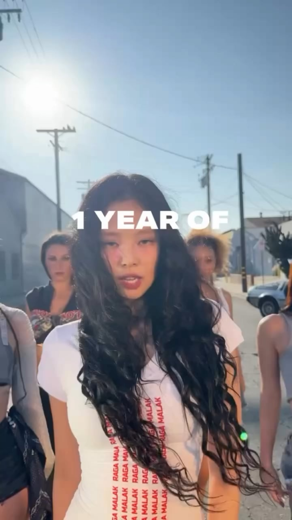Jennie - 1 Year of Mantra 🧡- 251010