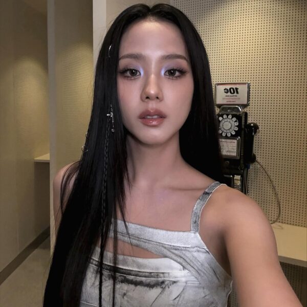 251013 Jisoo IG Update