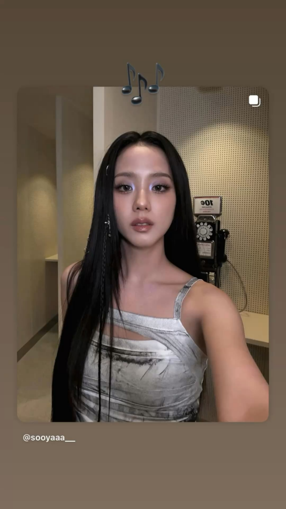 251013 Jisoo IG Story Update