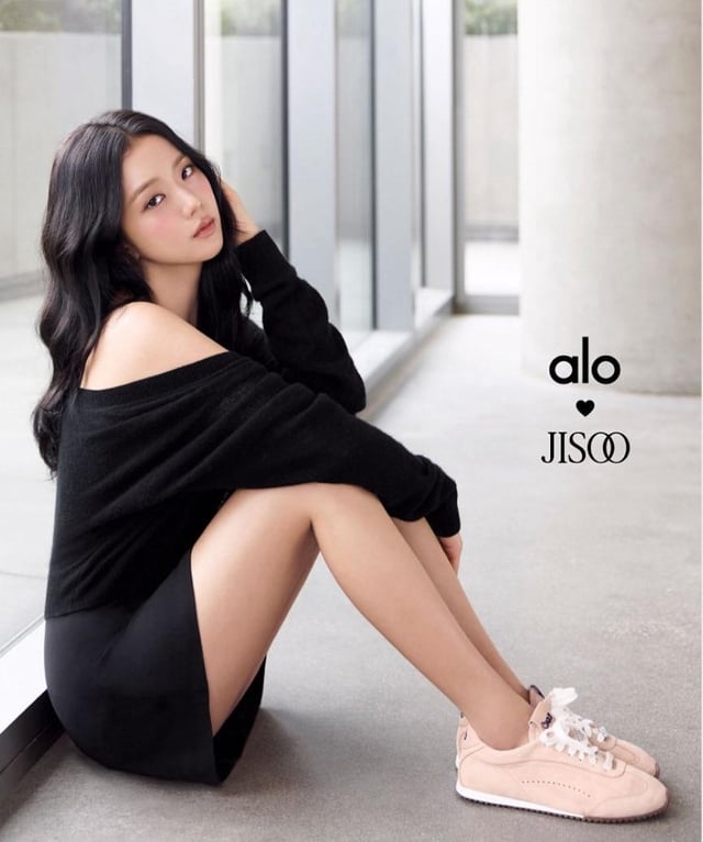 251015 Jisoo for Alo