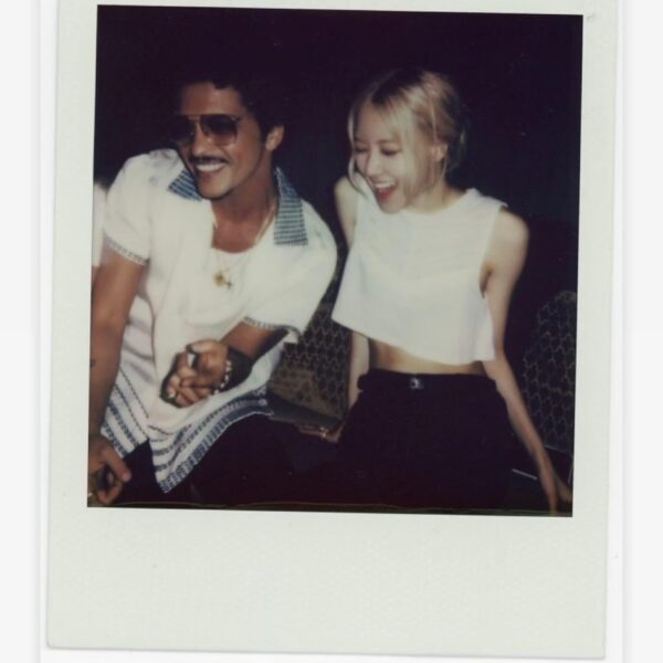 251018 Rosé (vampirehollie) IG Story Update w/ Bruno Mars