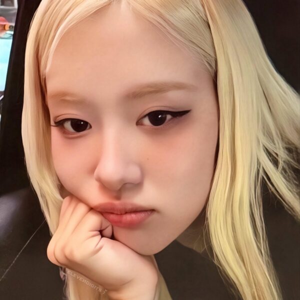 ROSÉ - ‘rosie’ Bangkok Exclusive Photocard