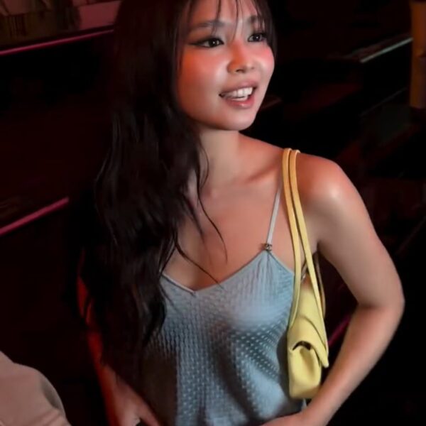 251006 Jennie at Chanel