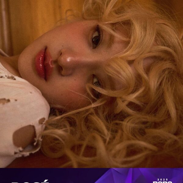 ROSÉ has been nominated in 6 categories at the 2025 MAMA Awards!