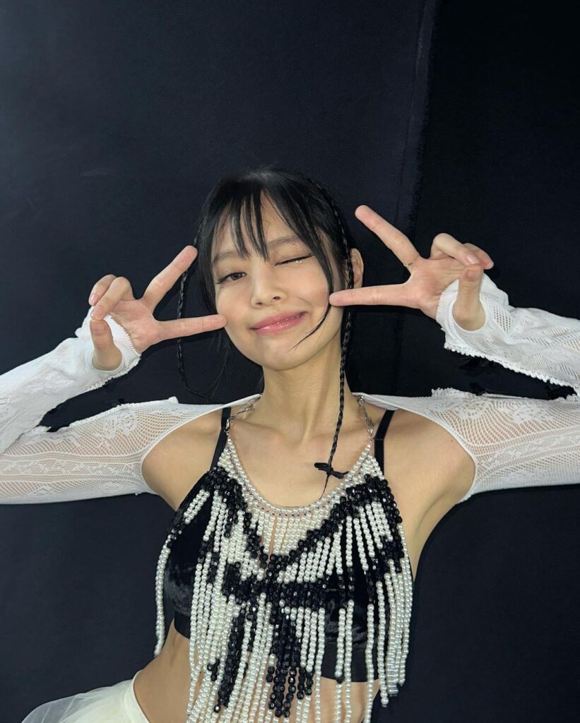 230124 Jennie Instagram Update