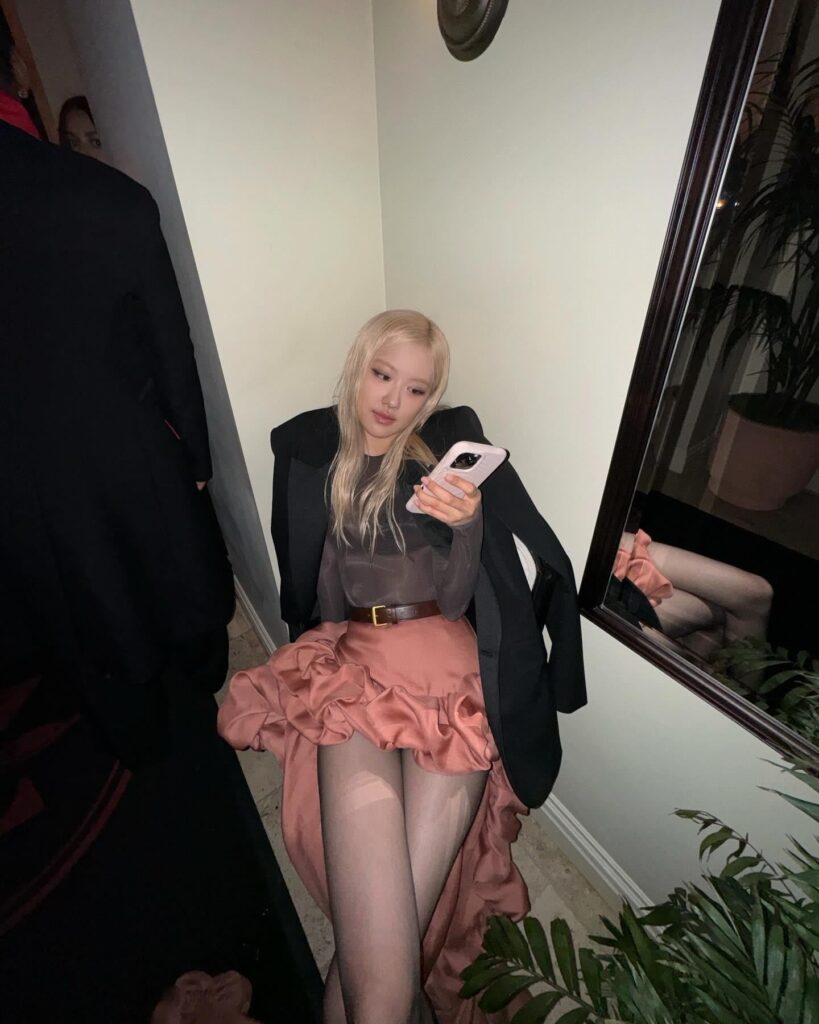 Rose - 250511