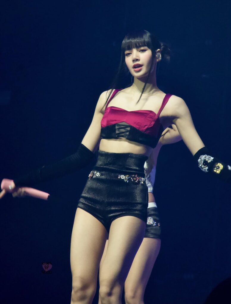 221208 Lisa
