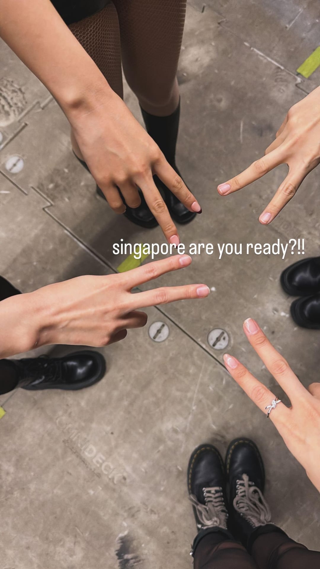 251128 ROSÉ IG Story Update