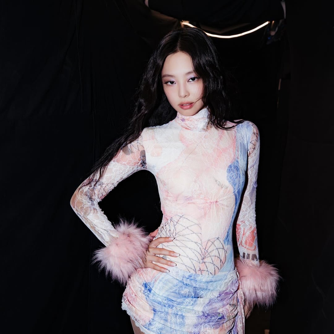 251125 Jennie IG Update