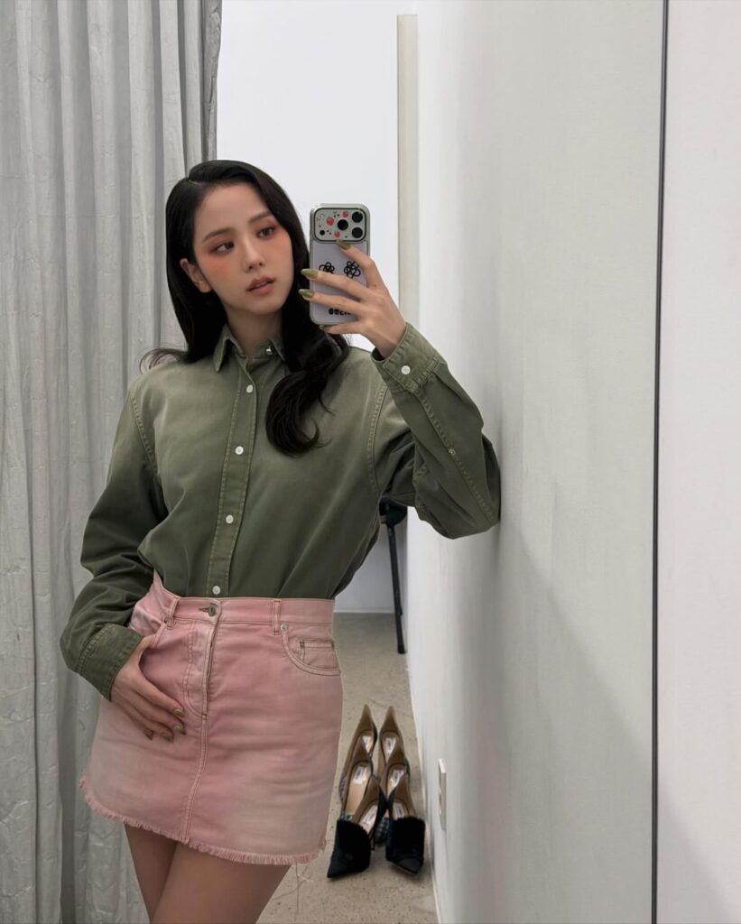 251124 Jisoo IG Update