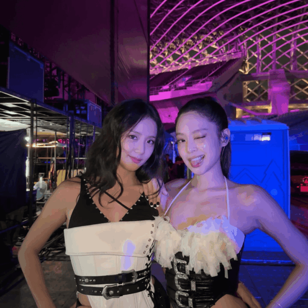 251023 Jennie IG Update