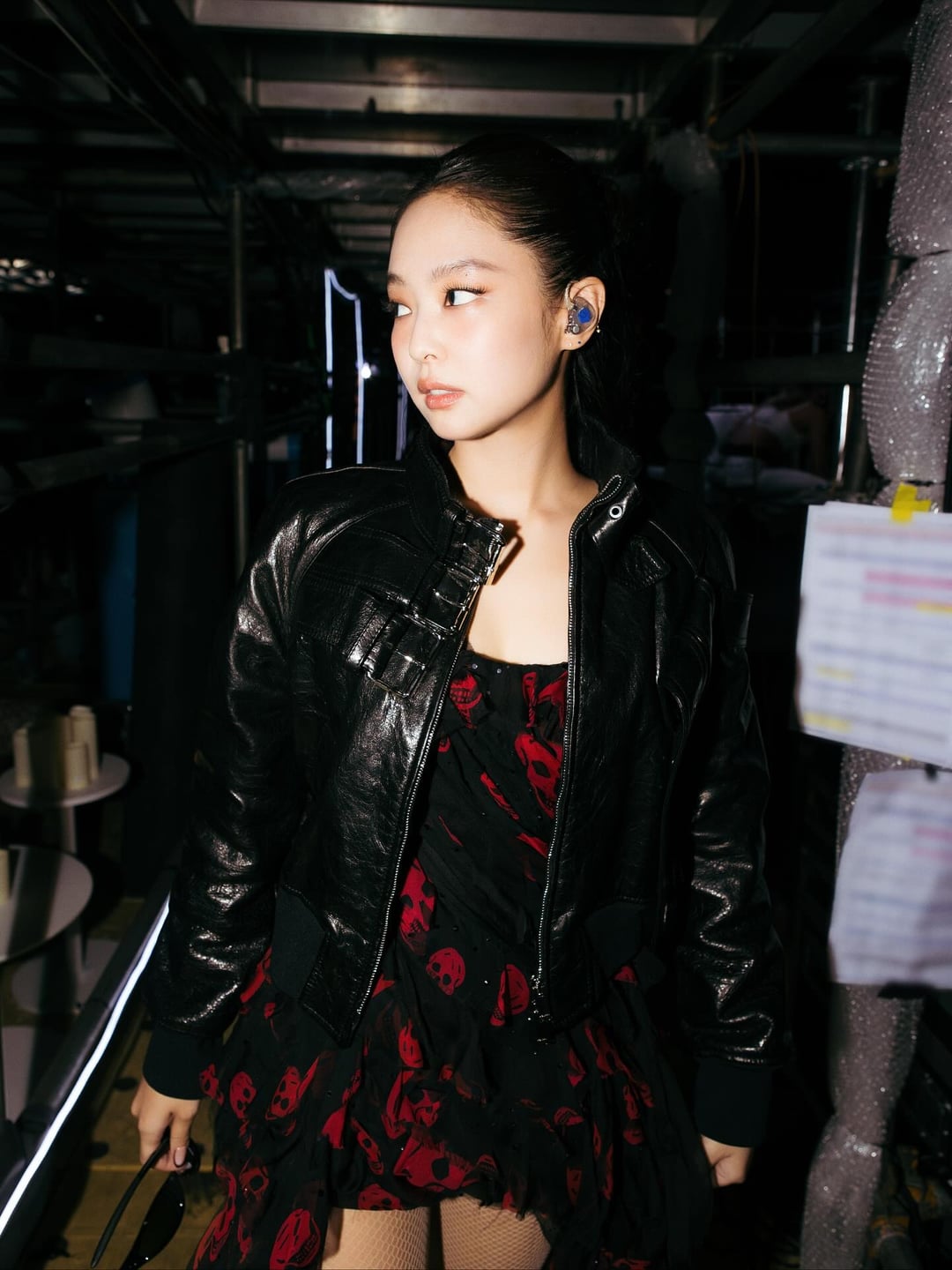 Alexander McQueen Instagram Update with Jennie - 251027