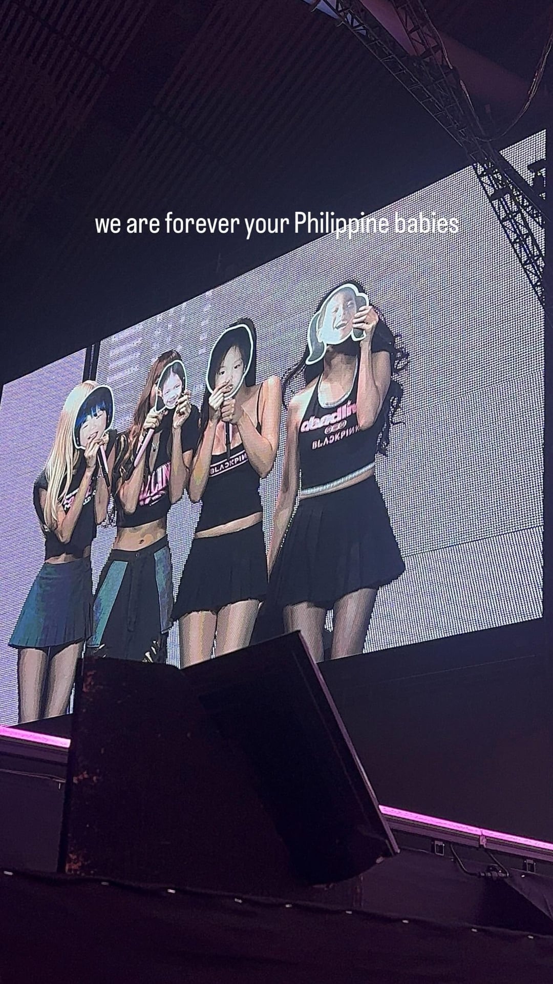 251128 Rosé IG Story Update