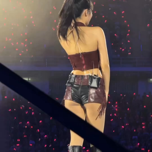 Jennie at Deadline World Tour in Bangkok