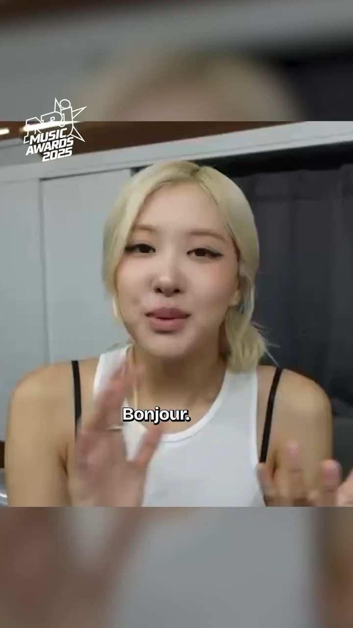 ROSÉ & Bruno Mars won the ‘Best International Collab’ for ‘APT.’ at the NRJ Music Awards 2025