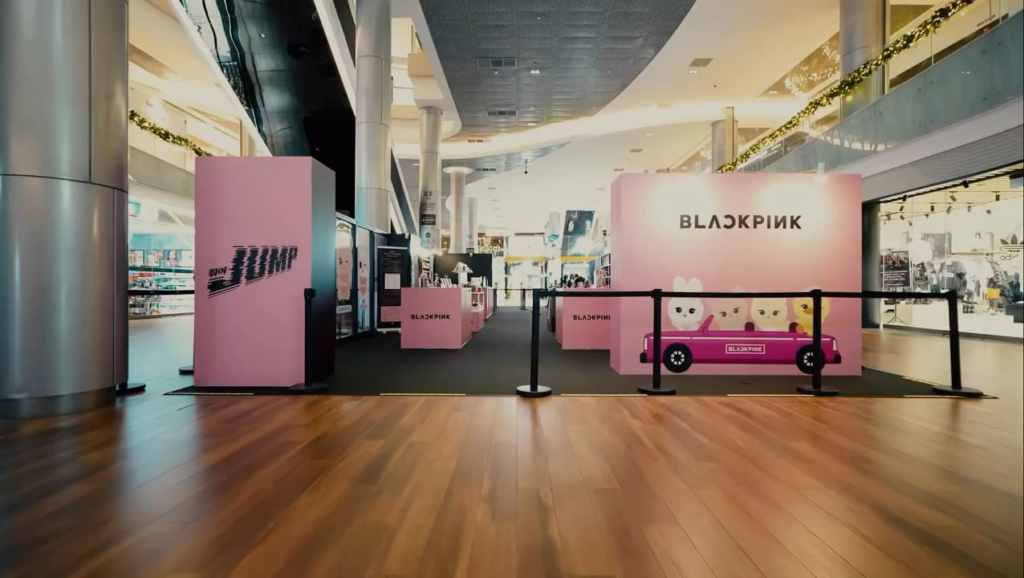 251122 BLACKPINK POP UP STORE IN SINGAPORE