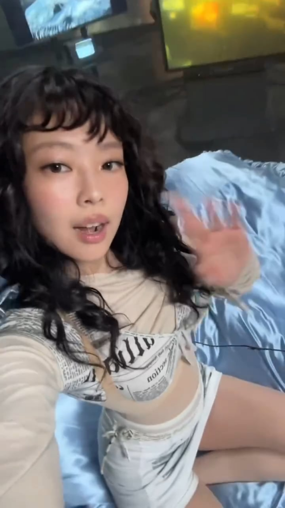 250320 JENNIE