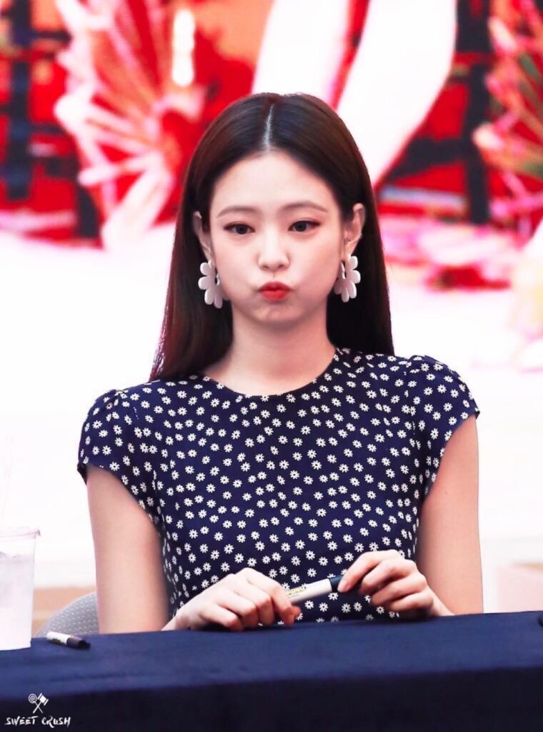 180623 Jennie