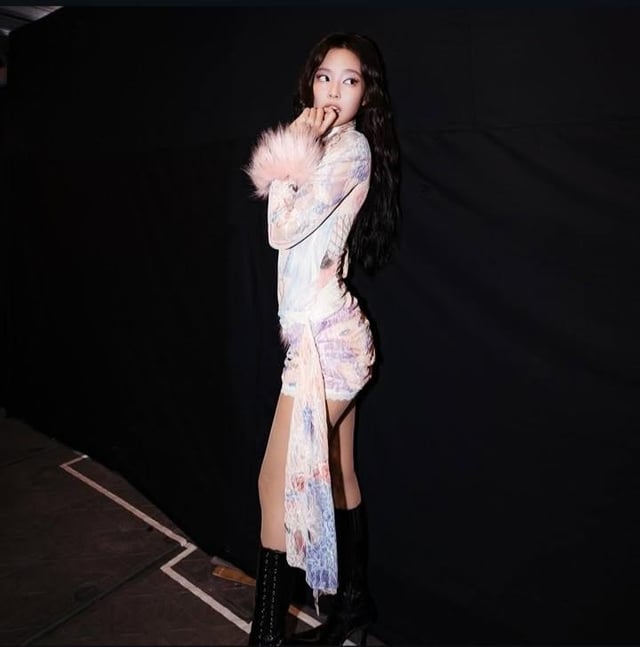 Jennie in Jakarta | IG udpate 251125