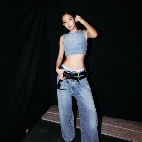 251125 Jennie IG Update