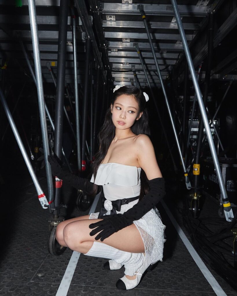 221215 Jennie Instagram Update