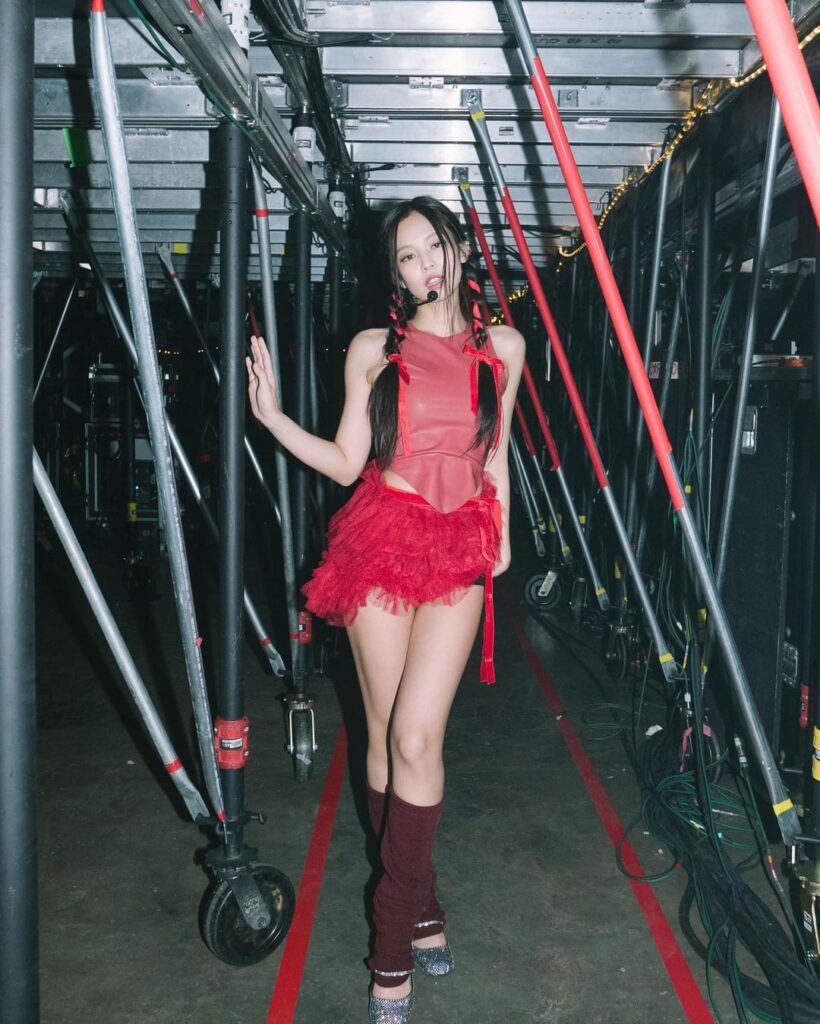 221110 Jennie Instagram Update