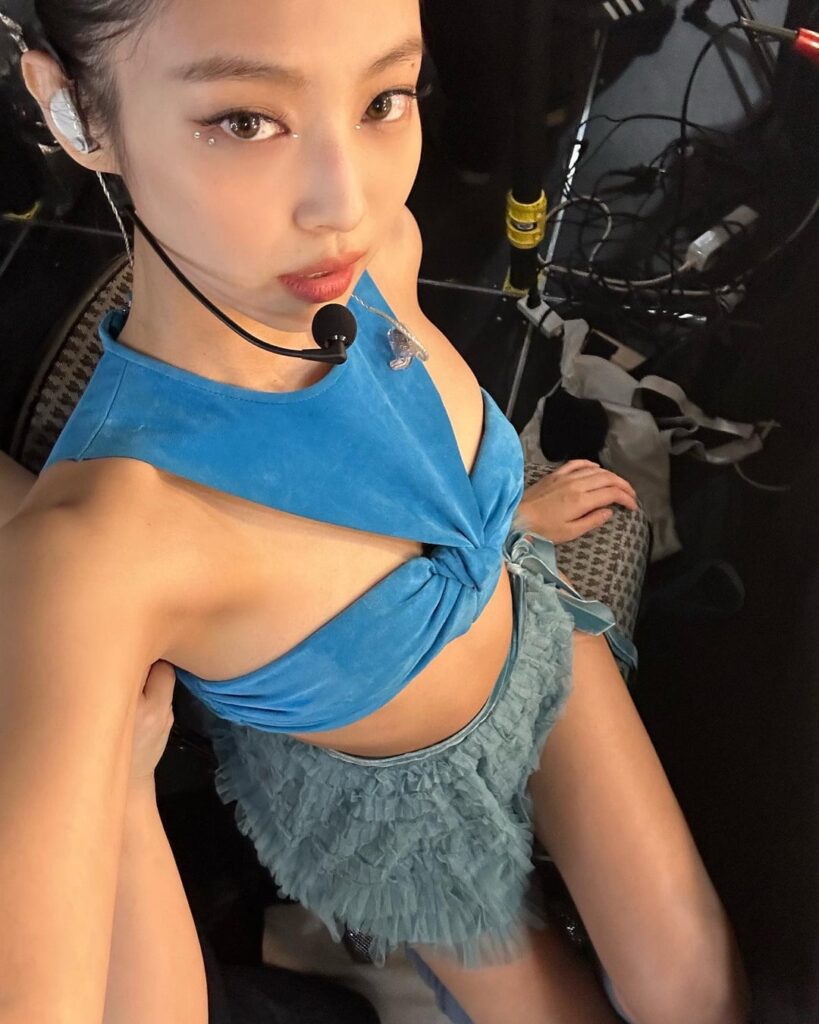 221029 Jennie Instagram Update