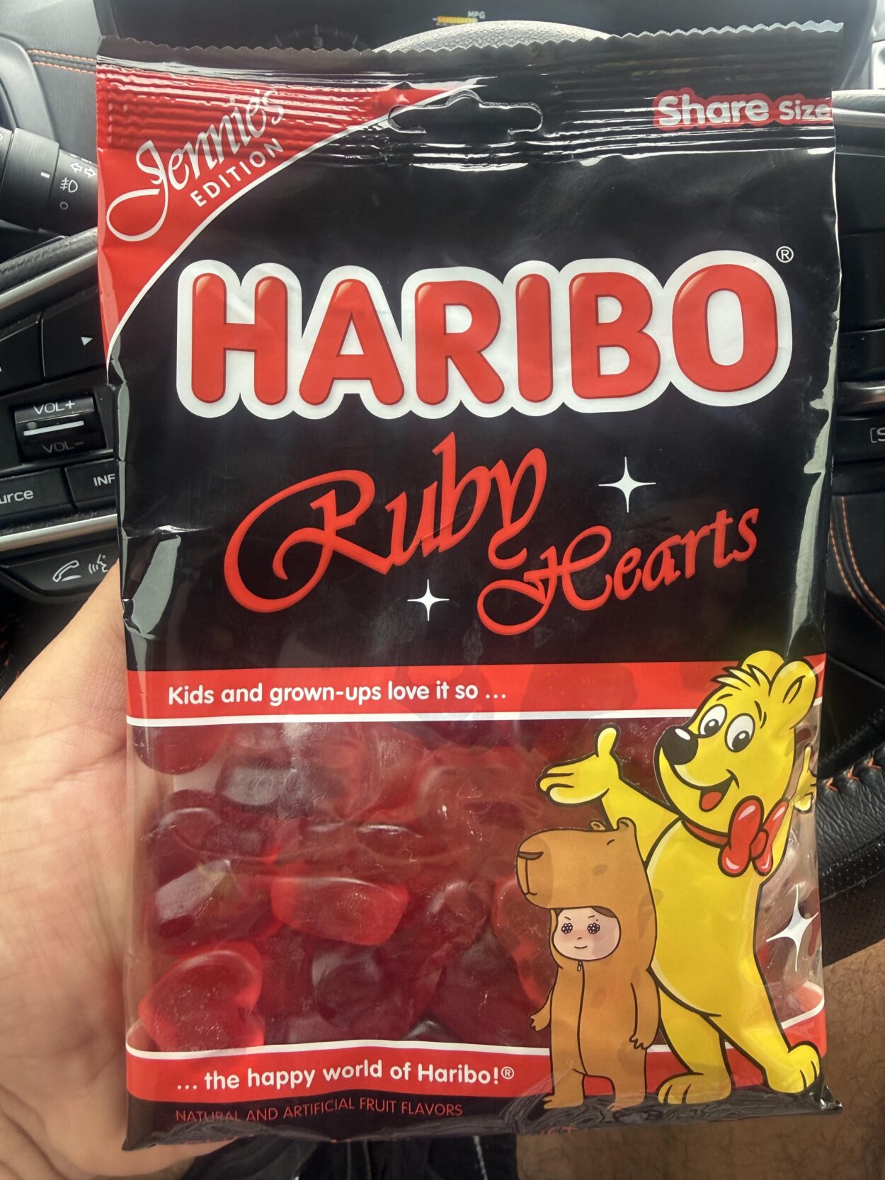 251123 Jennie x Haribo