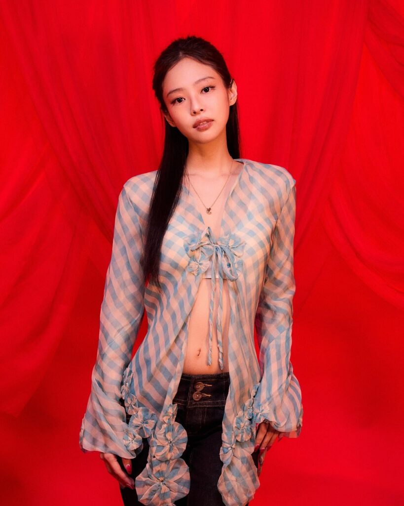 JENNIE