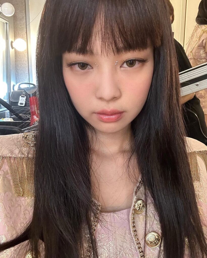 221109 Jennie Instagram Update