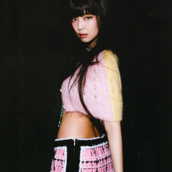 JENNIE - Single 'Mantra' Scan