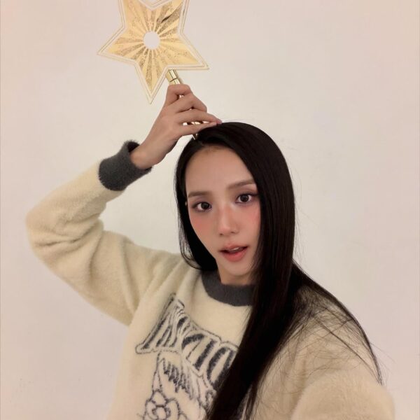 251110 Jisoo IG Update