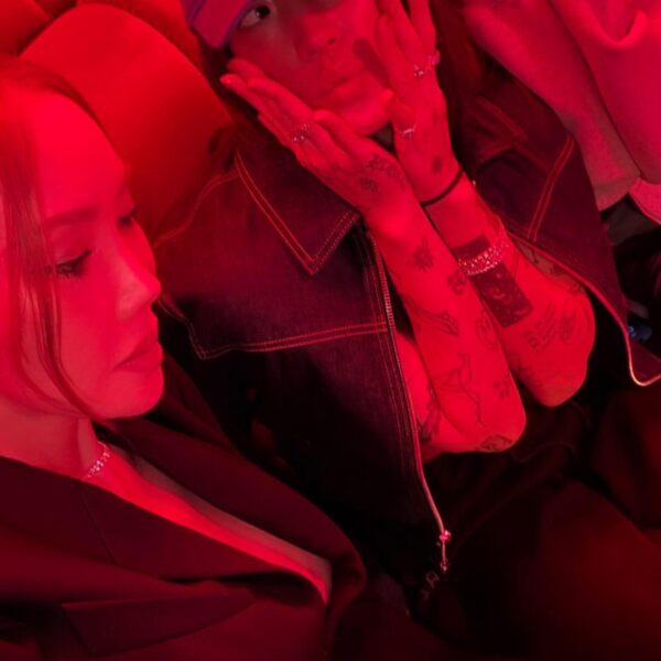 251108 mina_han IG Story Update w/ ROSÉ