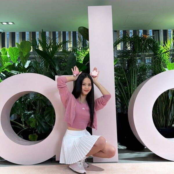 251025 Jisoo Weibo Update