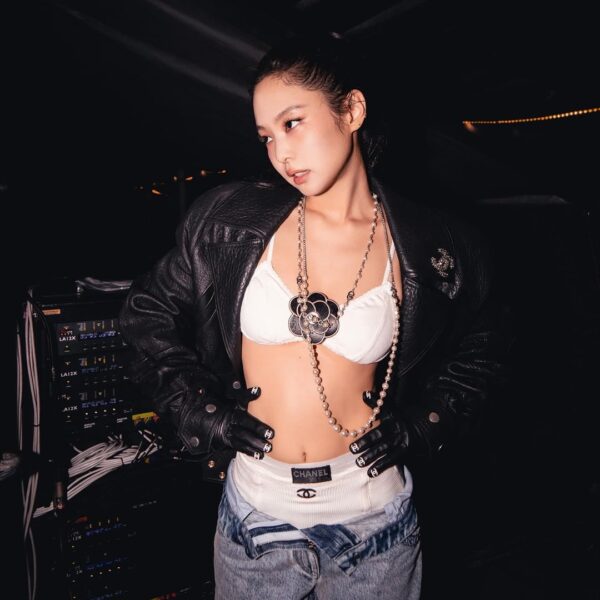 Sam Woolf Instagram Update with Jennie - 251023