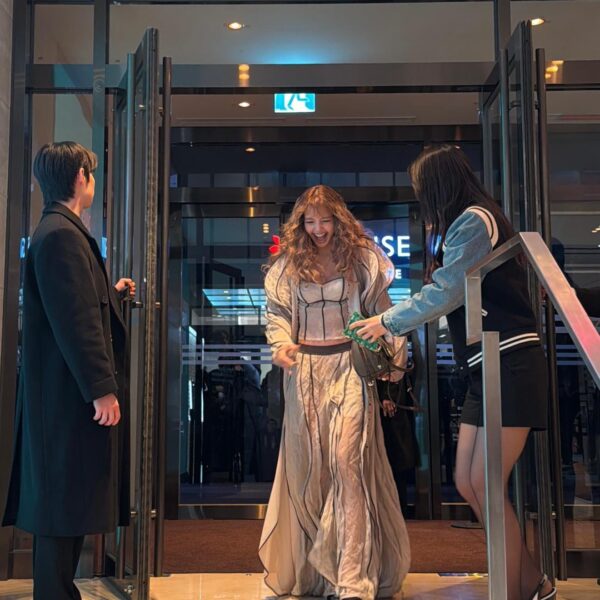 251205 Lisa IG Story Update