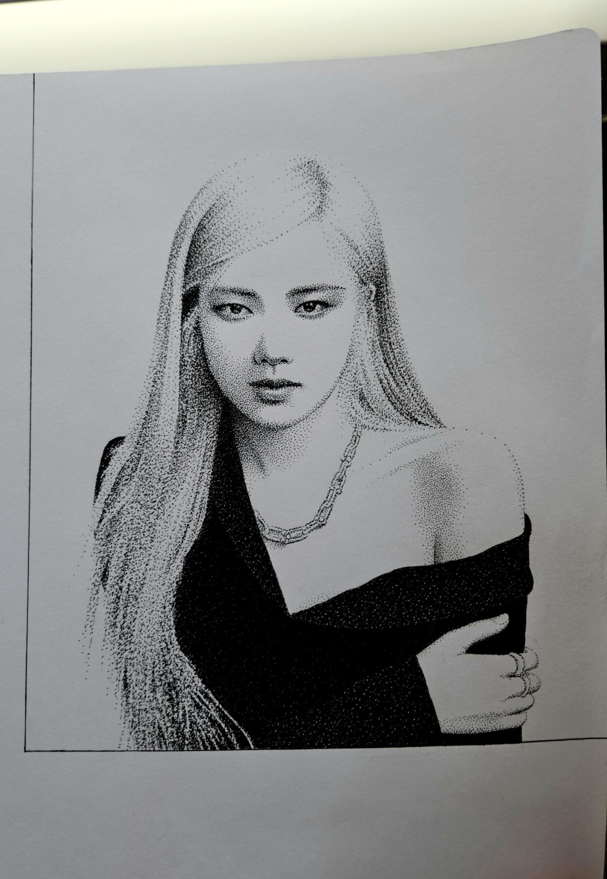 251209 I made a stipple drawing of Rose