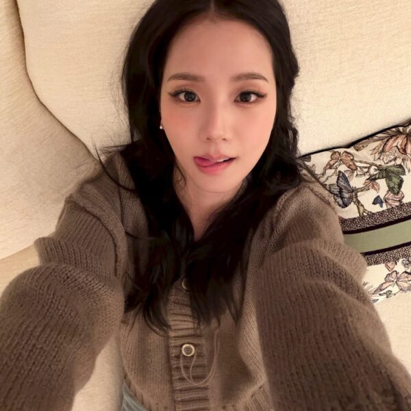 251216 Jisoo App Update