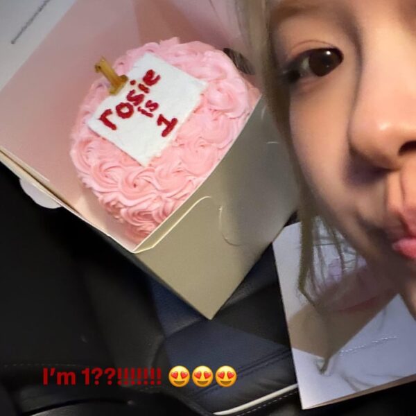 251206 ROSÉ IG Story Update