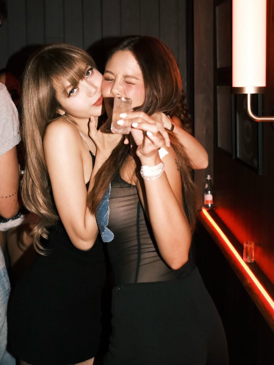 251202 sssorn_chonnasorn IG Update w/ Lisa