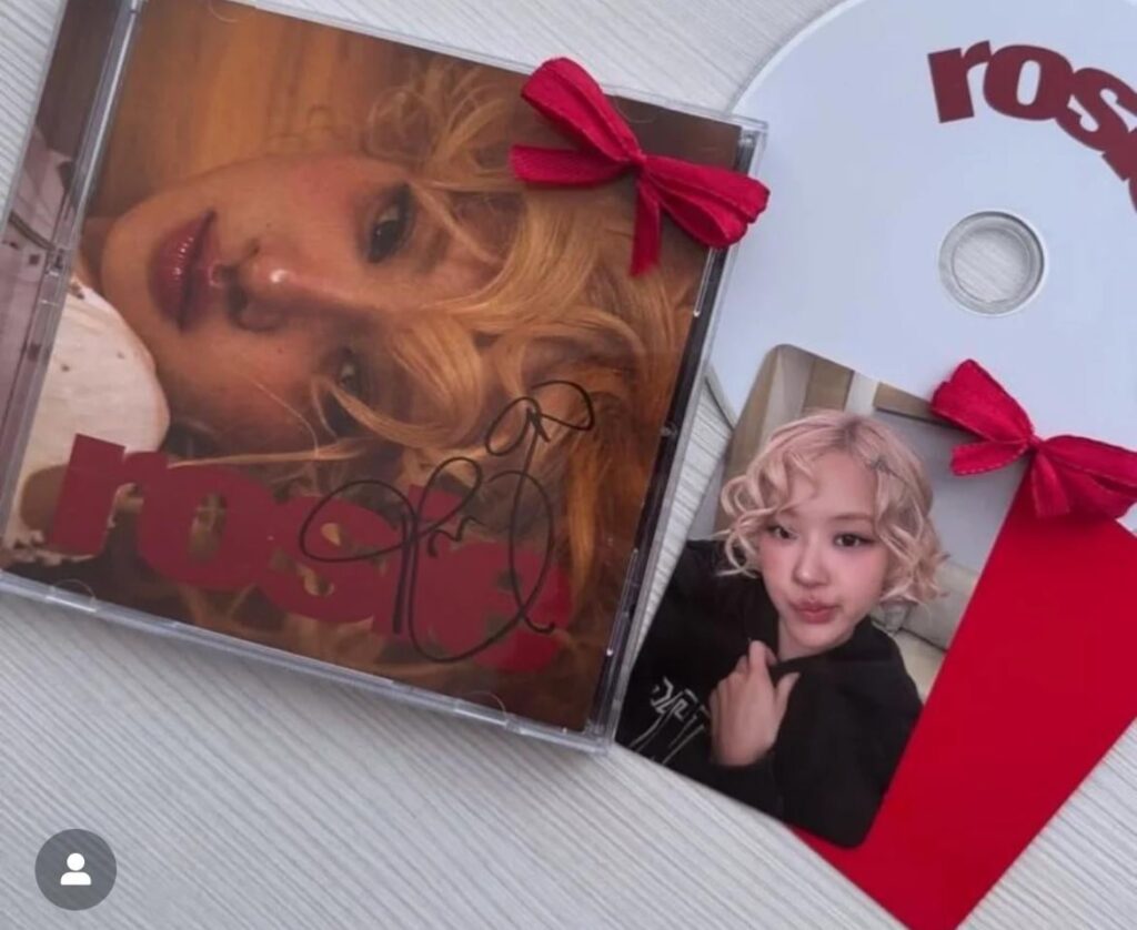 251206Happy birthday to this beautiful album!!!!