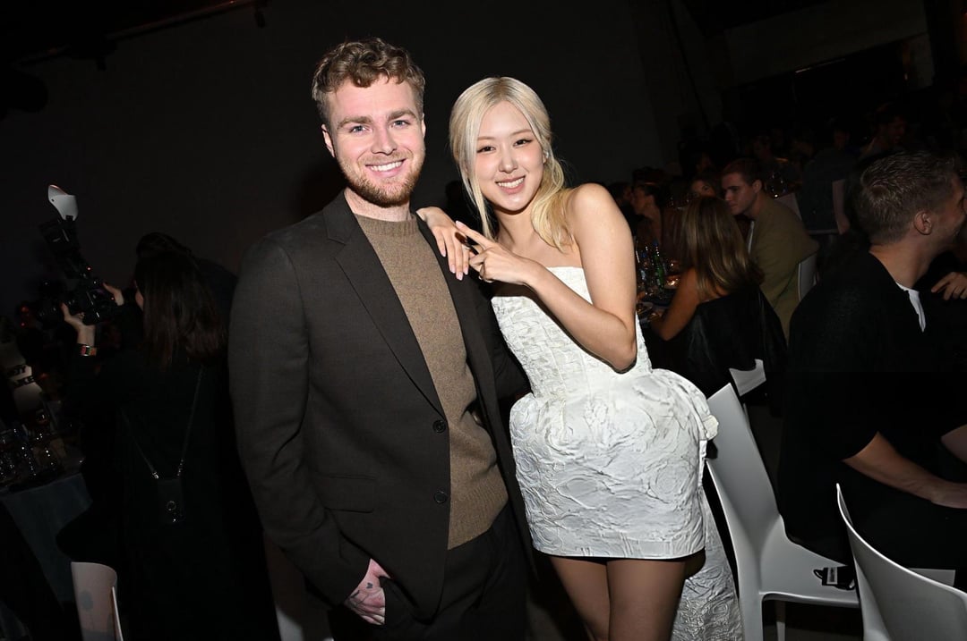 251206 Rosé w/ Alex Warren @ Variety’s Hitmakers Event